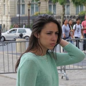 Meet your Posher, Emily